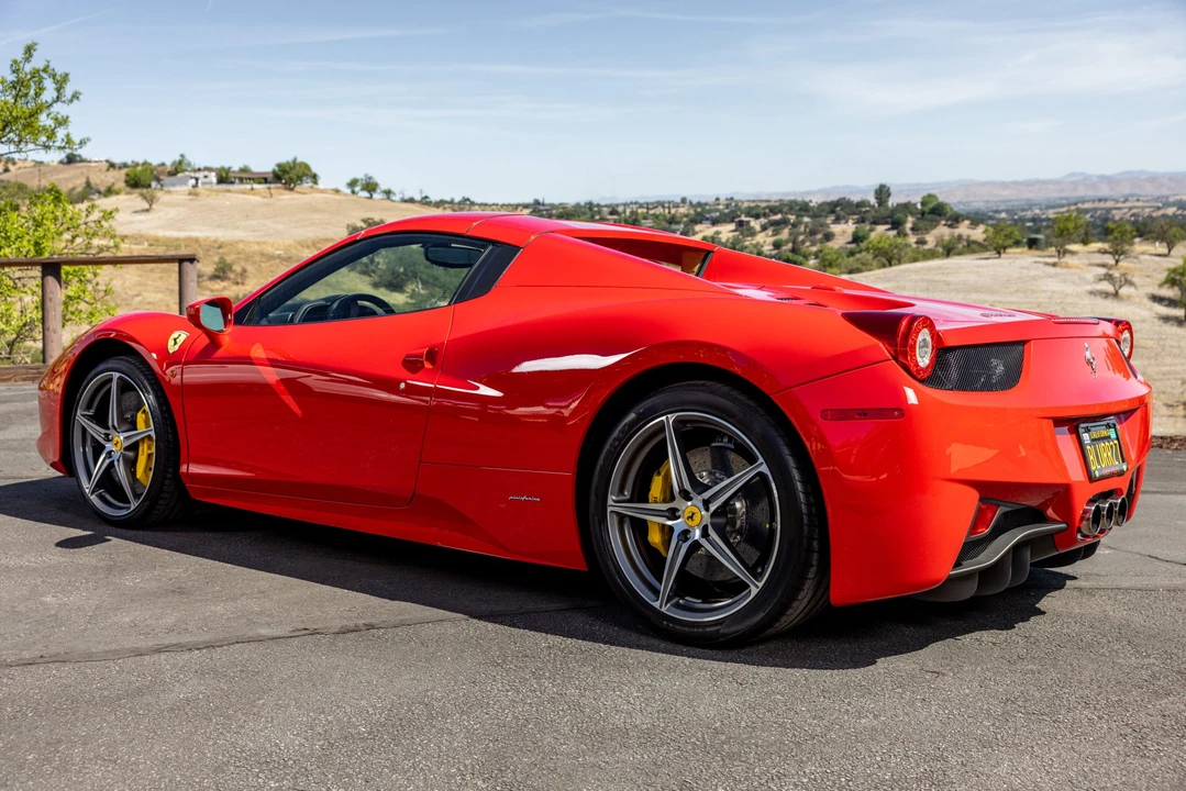 2012 Ferrari 458 Spider - Image 5 of 31