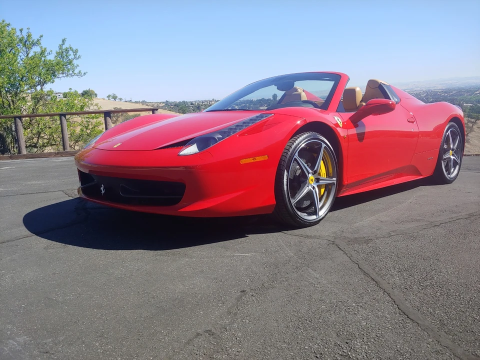 2012 Ferrari 458 Spider - Image 13 of 31