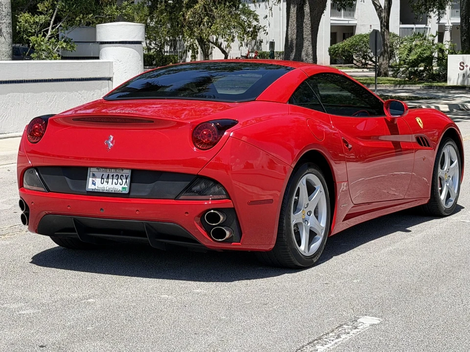 2012 Ferrari California - Image 6 of 31