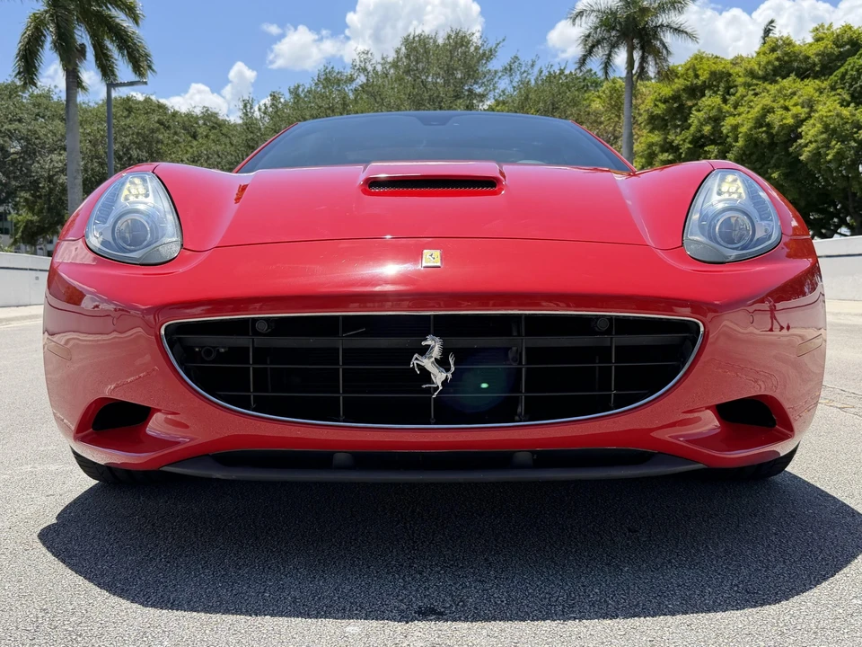 2012 Ferrari California - Image 18 of 31