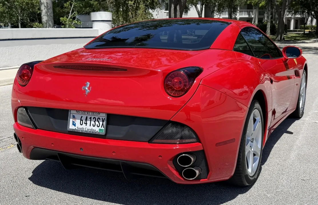 2012 Ferrari California - Image 28 of 31