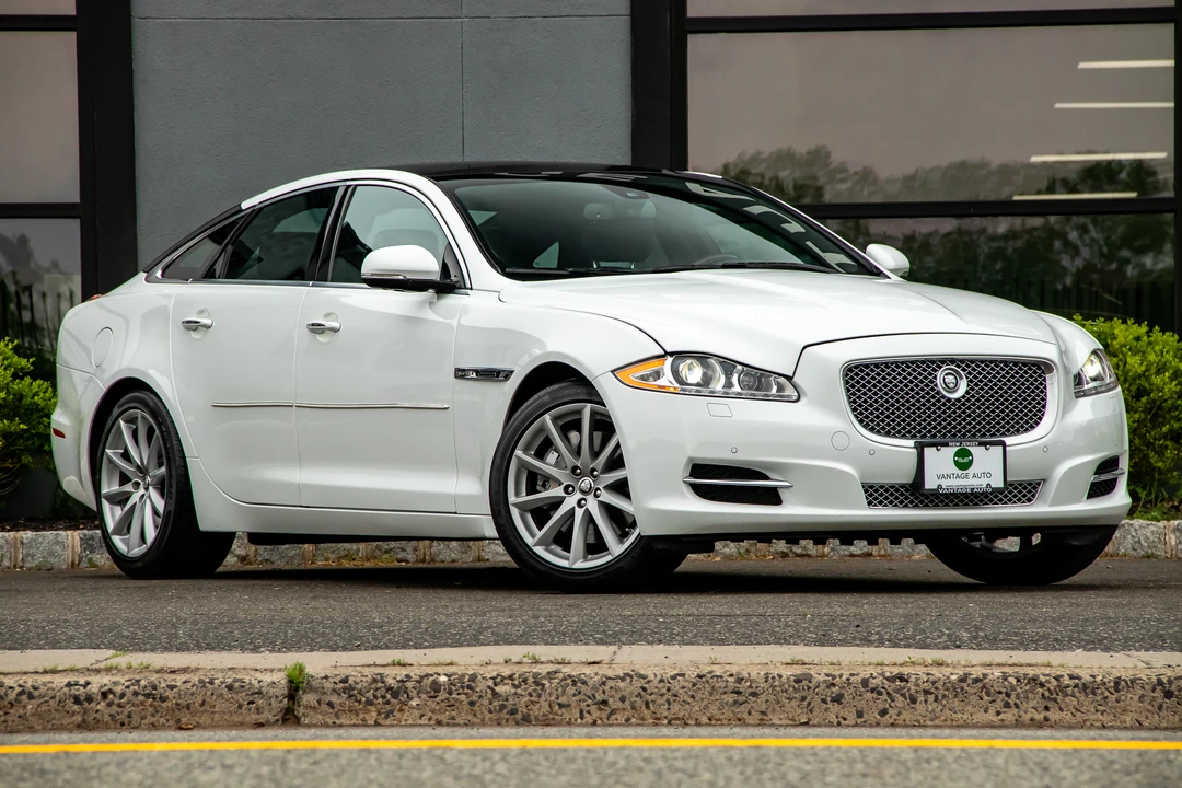 2012 Jaguar X351 XJ - Image 2 of 31