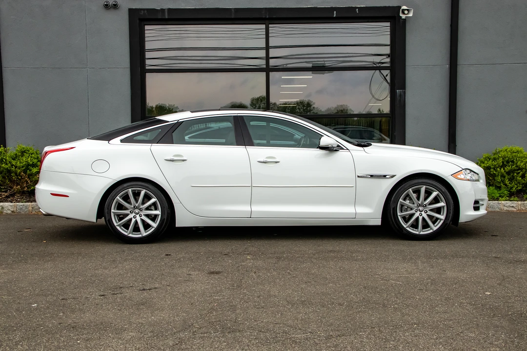 2012 Jaguar X351 XJ - Image 24 of 31