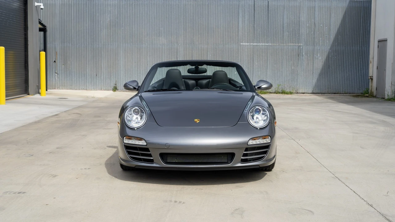 2012 Porsche - Image 9 of 31