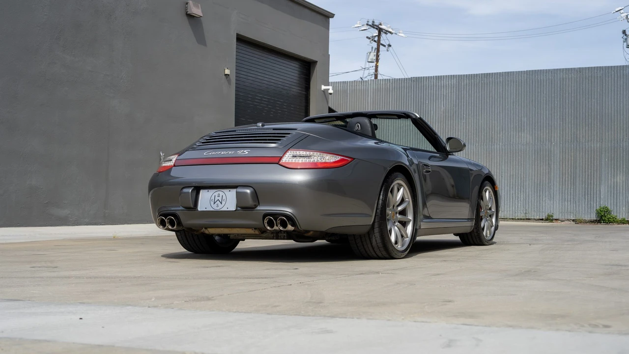 2012 Porsche - Image 31 of 31