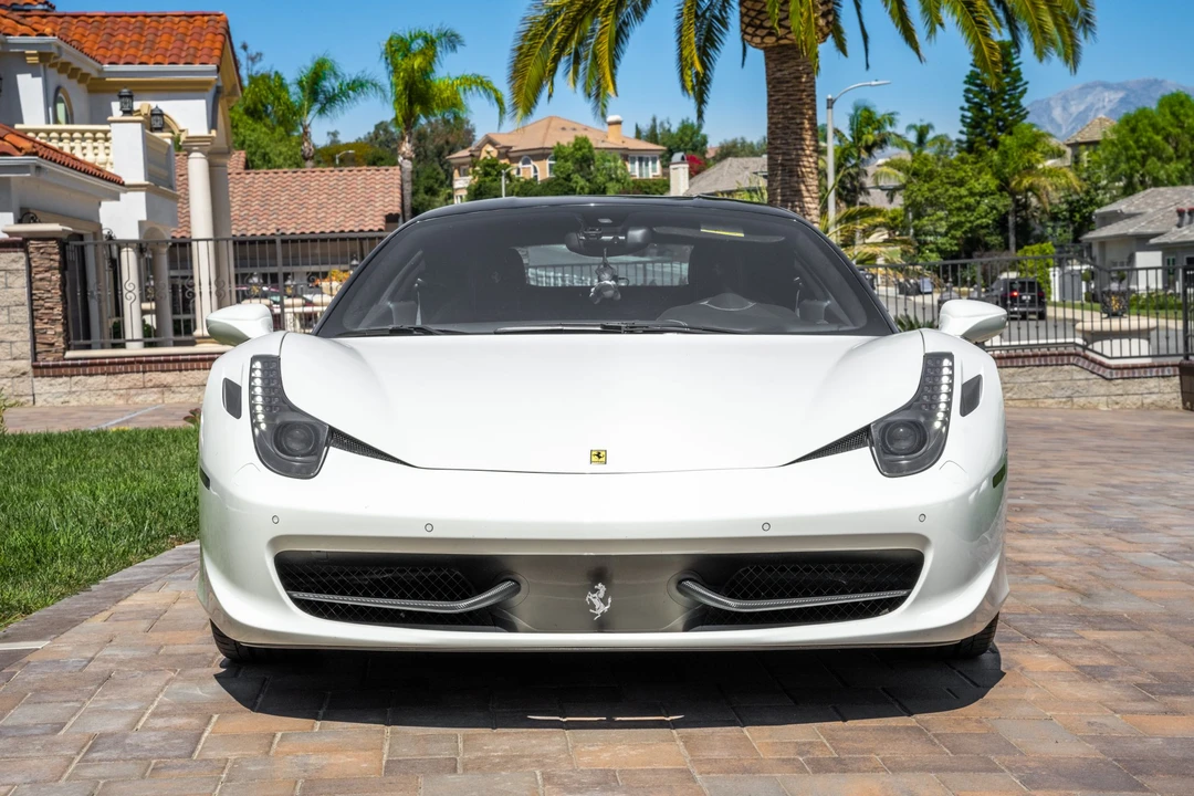2013 Ferrari 458 Italia - Image 2 of 31