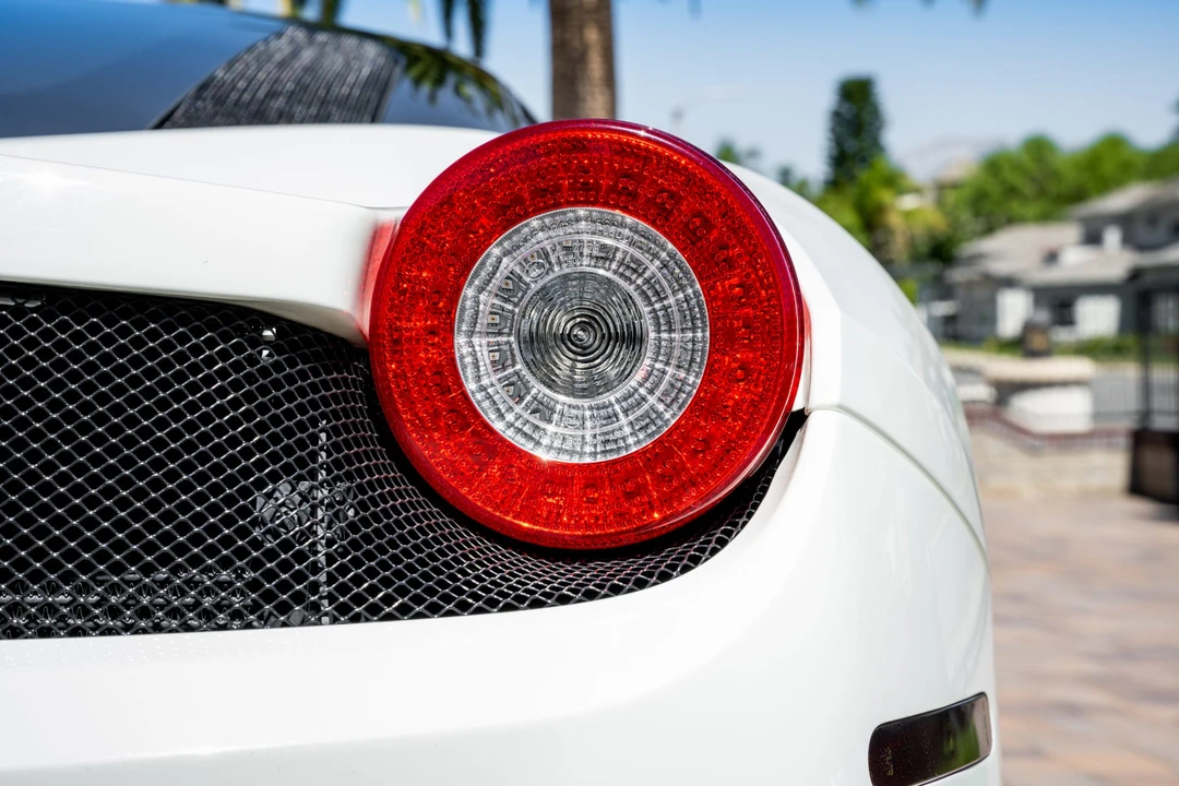 2013 Ferrari 458 Italia - Image 18 of 31