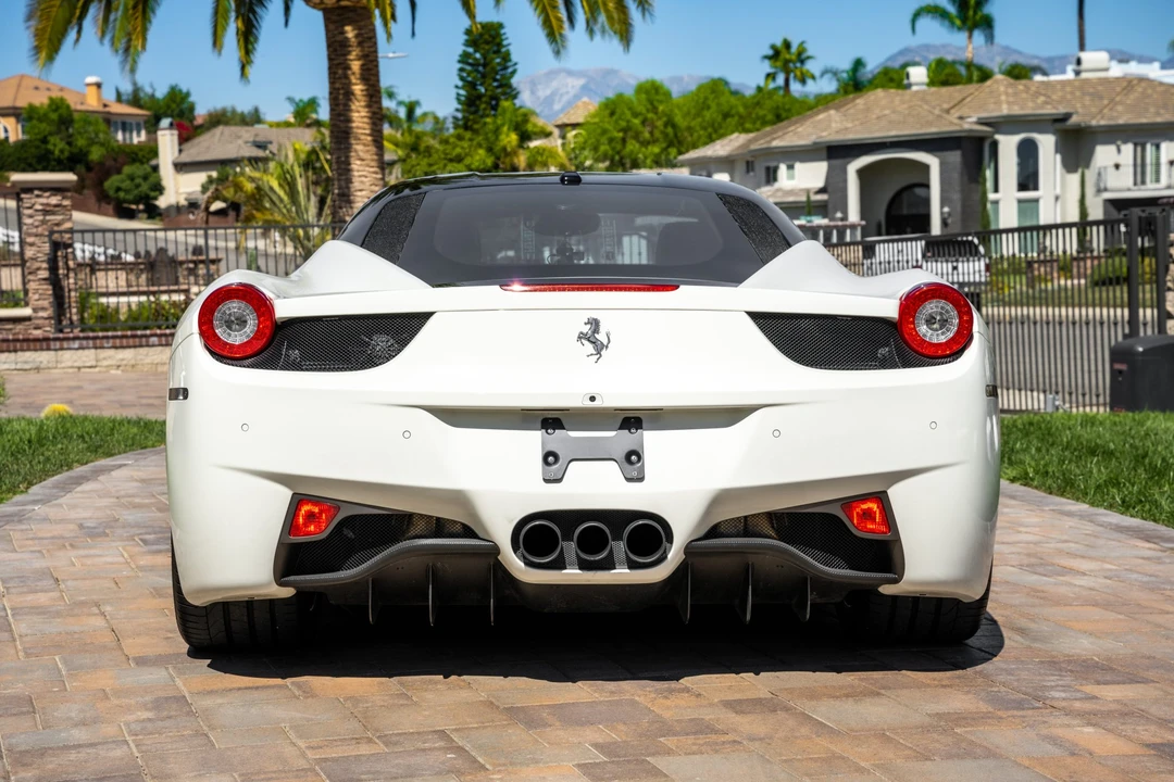 2013 Ferrari 458 Italia - Image 7 of 31