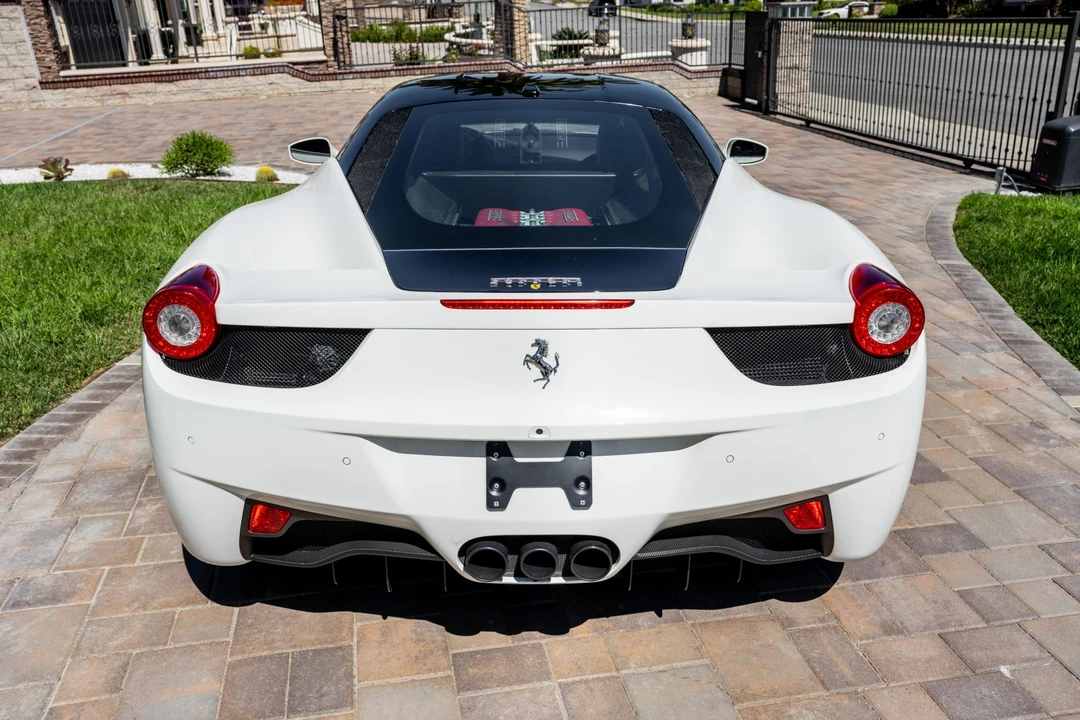 2013 Ferrari 458 Italia - Image 8 of 31