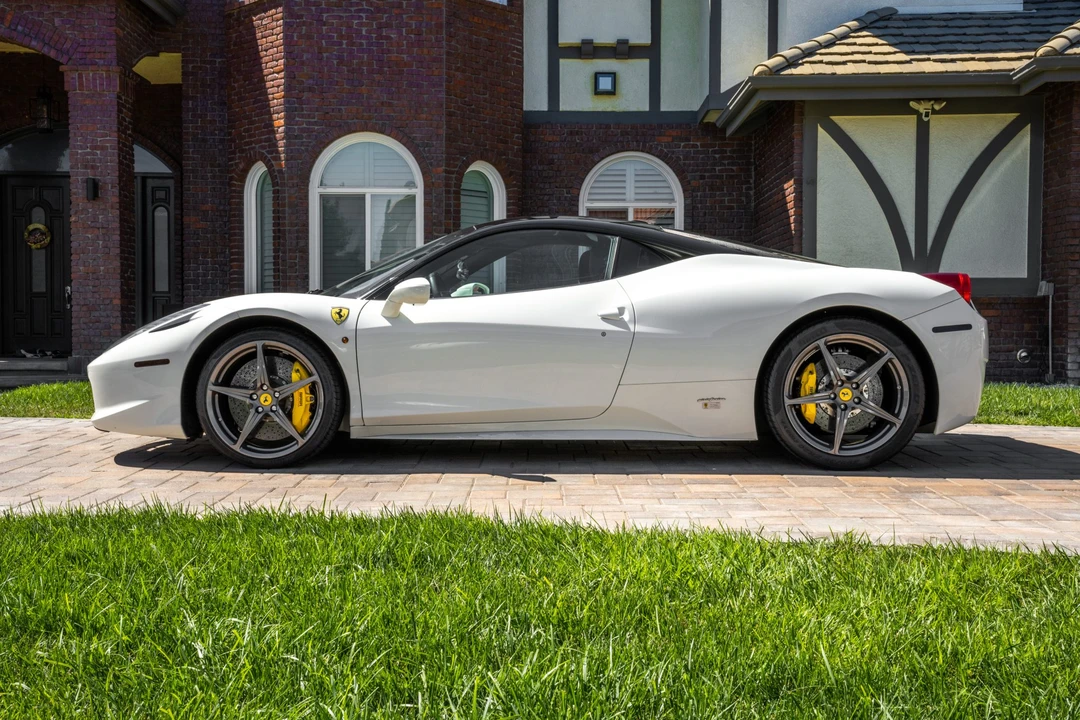 2013 Ferrari 458 Italia - Image 10 of 31