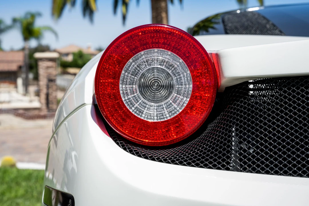 2013 Ferrari 458 Italia - Image 17 of 31