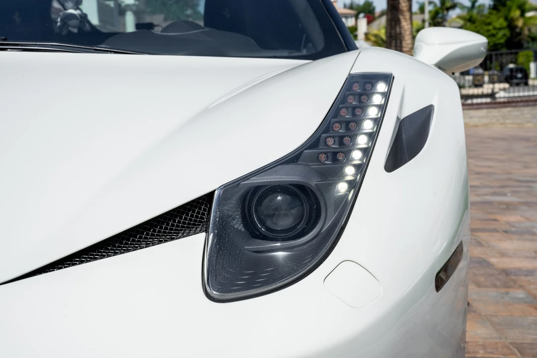 2013 Ferrari 458 Italia - Image 16 of 31