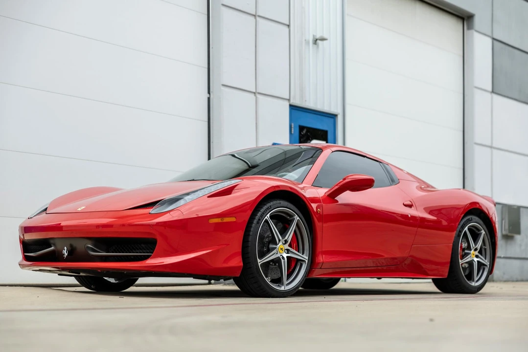 2013 Ferrari 458 Spider - Image 12 of 31