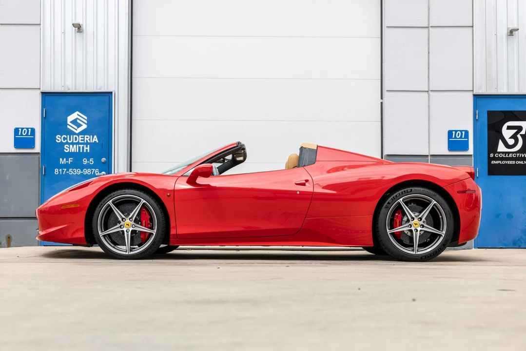 2013 Ferrari 458 Spider - Image 10 of 31