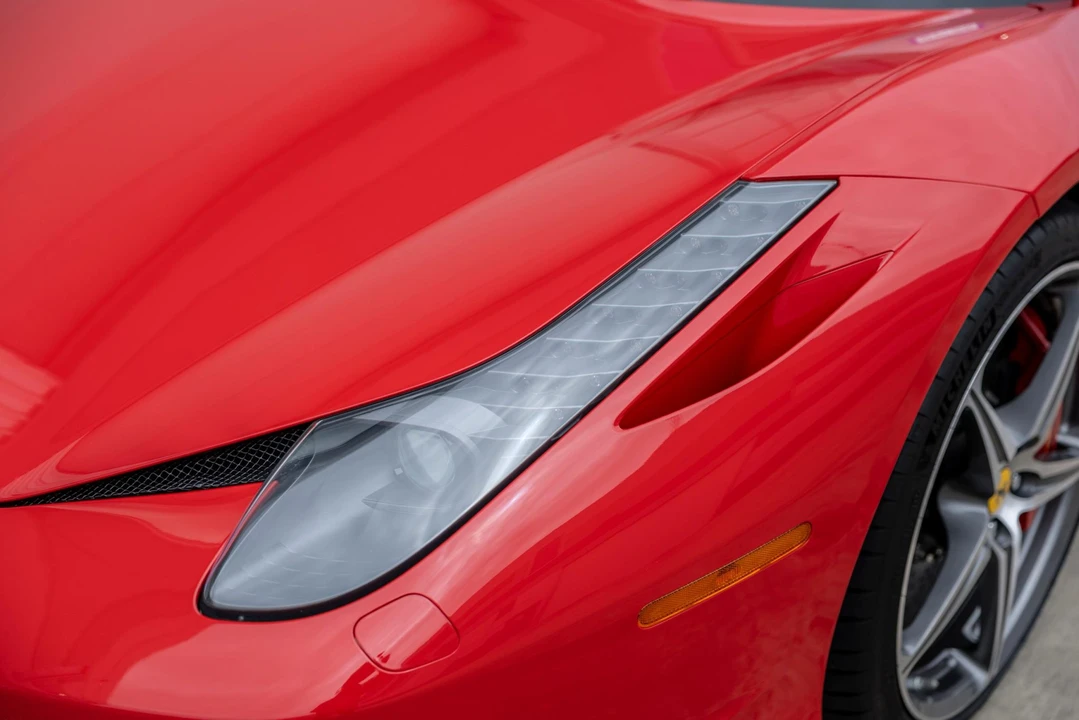 2013 Ferrari 458 Spider - Image 24 of 31