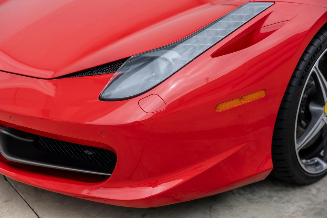 2013 Ferrari 458 Spider - Image 25 of 31