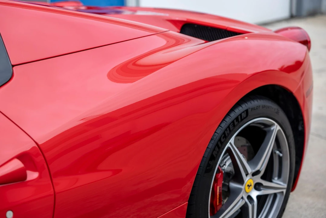 2013 Ferrari 458 Spider - Image 30 of 31