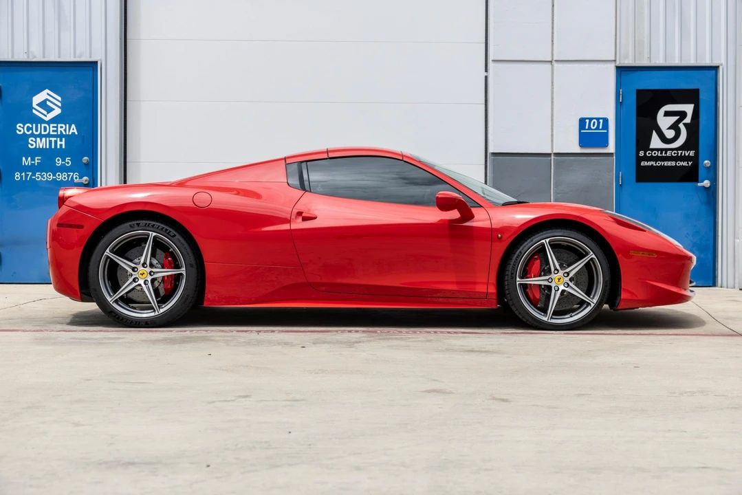 2013 Ferrari 458 Spider - Image 16 of 31