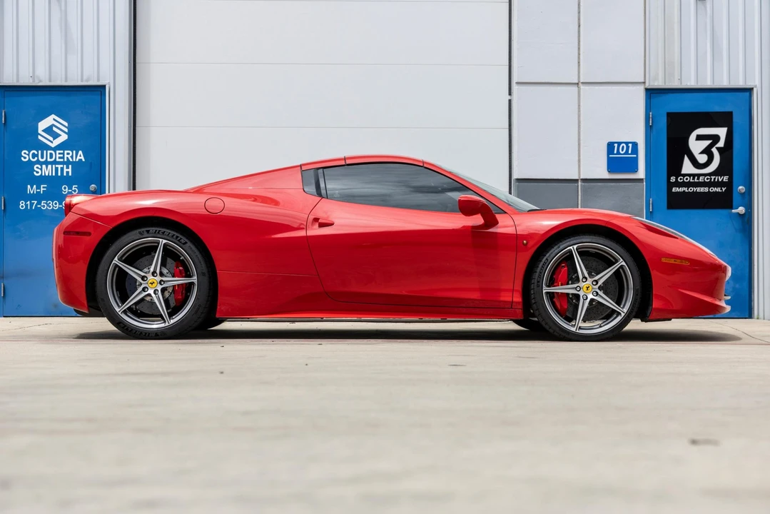 2013 Ferrari 458 Spider - Image 17 of 31
