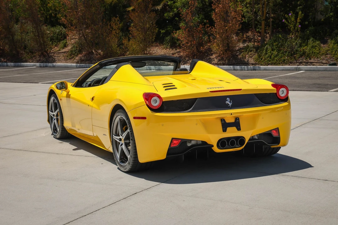 2013 Ferrari 458 Spider - Image 16 of 31