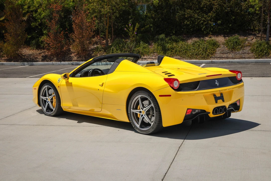 2013 Ferrari 458 Spider - Image 18 of 31