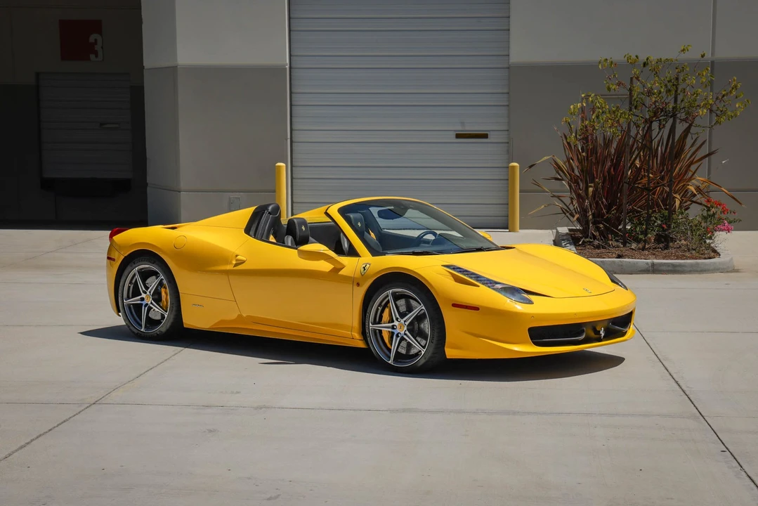 2013 Ferrari 458 Spider - Image 8 of 31