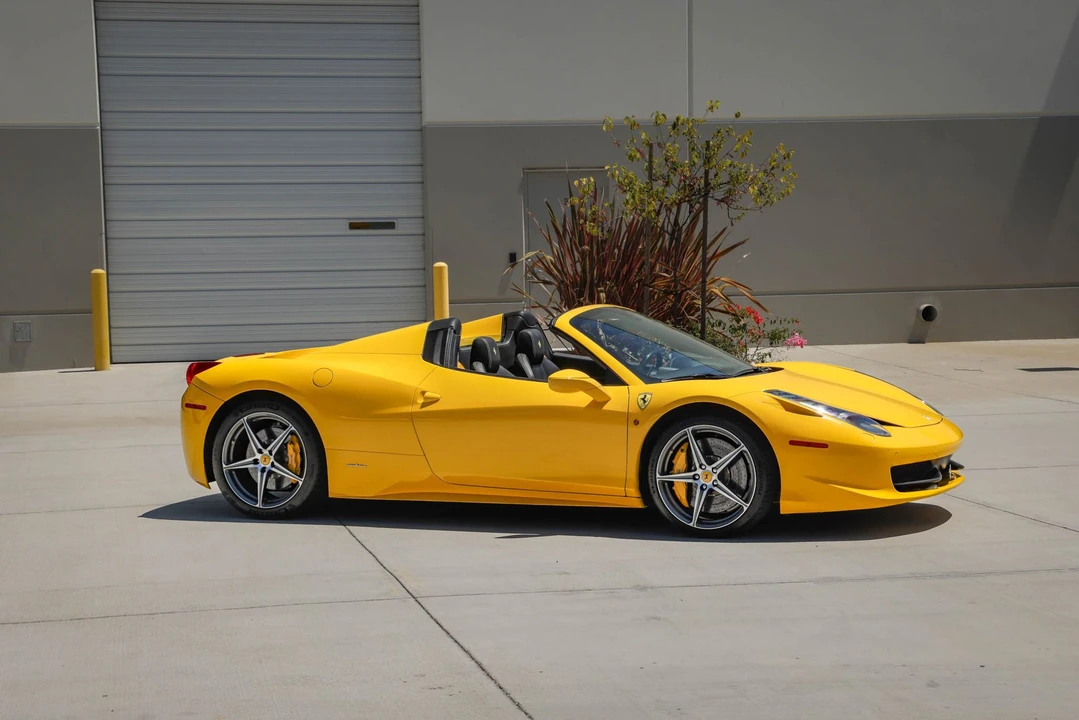 2013 Ferrari 458 Spider - Image 9 of 31
