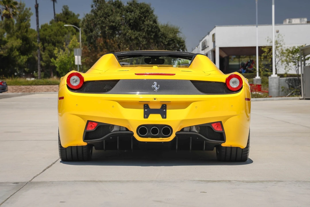 2013 Ferrari 458 Spider - Image 13 of 31