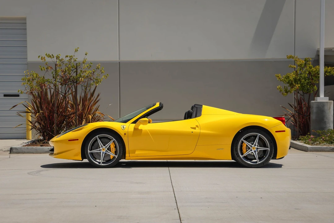 2013 Ferrari 458 Spider - Image 21 of 31