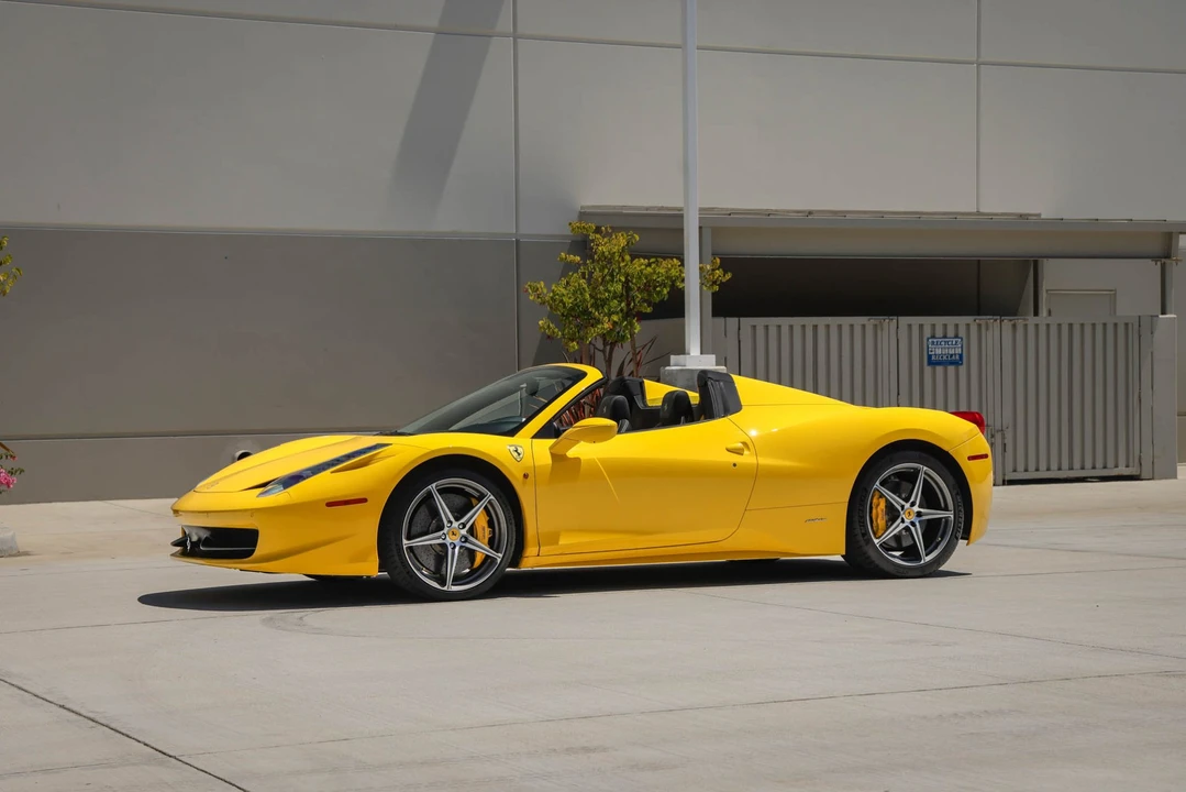 2013 Ferrari 458 Spider - Image 2 of 31