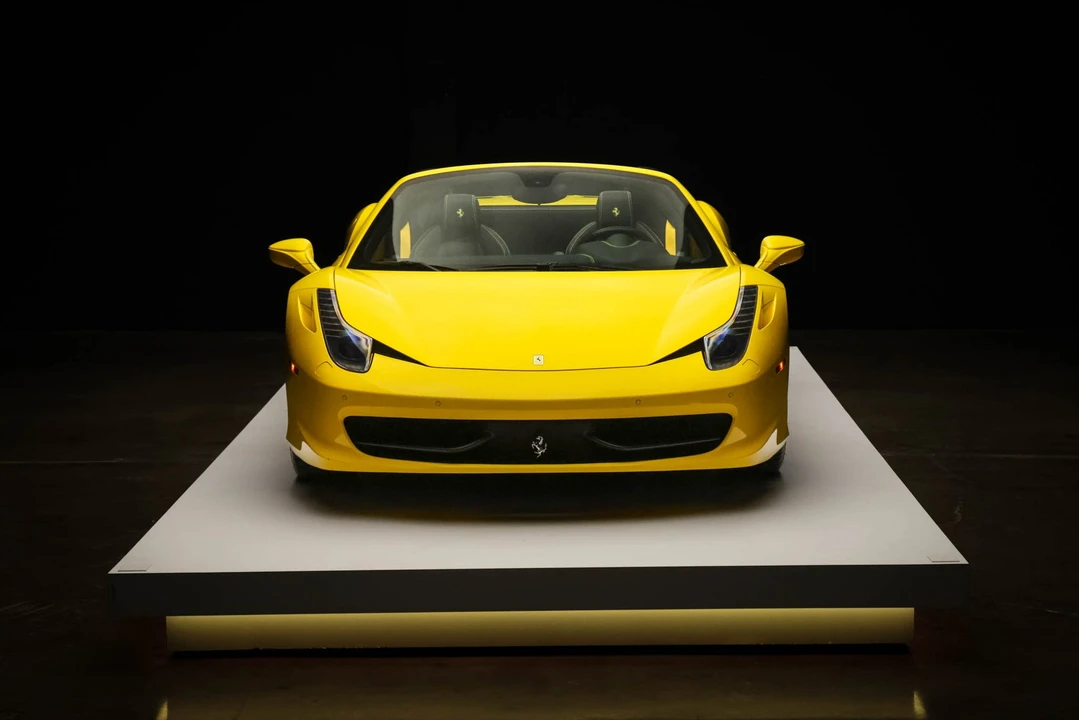 2013 Ferrari 458 Spider - Image 27 of 31