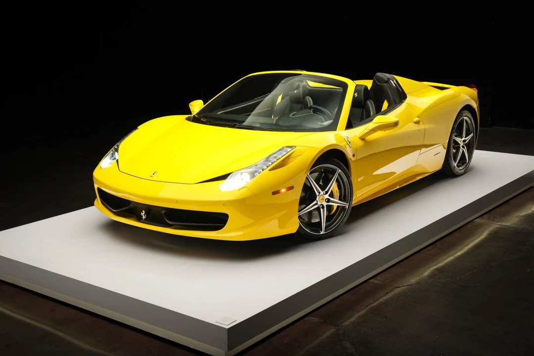2013 Ferrari 458 Spider - Image 25 of 31