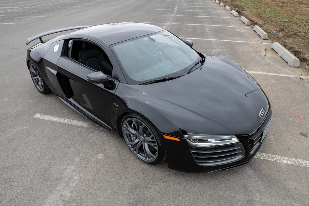 2014 Audi 42 R8 - Image 12 of 31