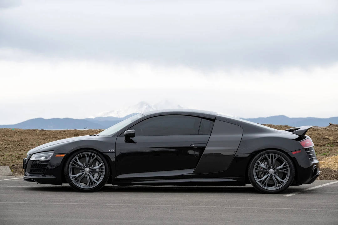 2014 Audi 42 R8 - Image 10 of 31