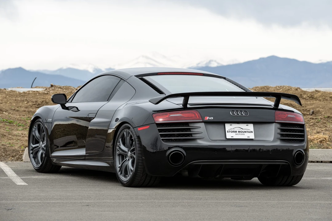2014 Audi 42 R8 - Image 9 of 31