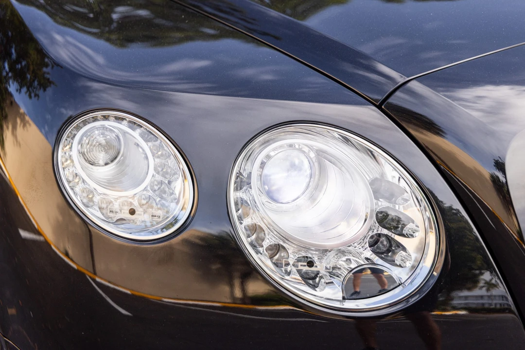 2014 Bentley Continental GTC - Image 29 of 31