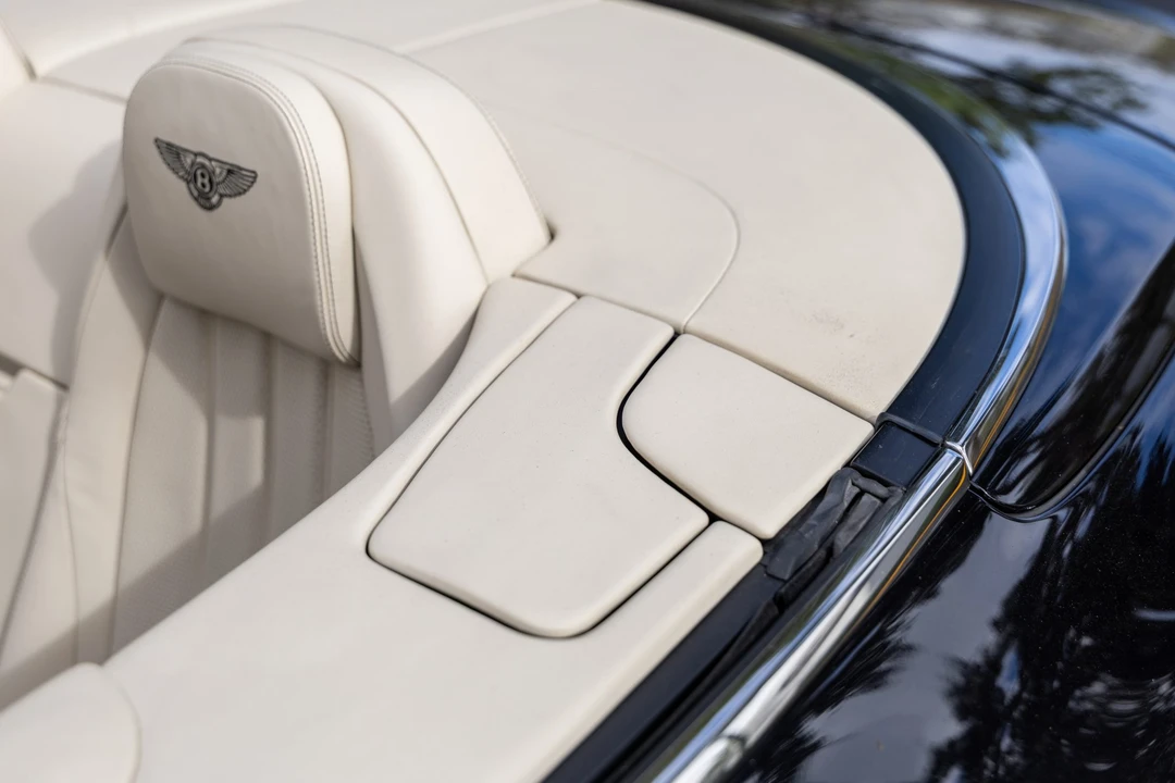 2014 Bentley Continental GTC - Image 20 of 31