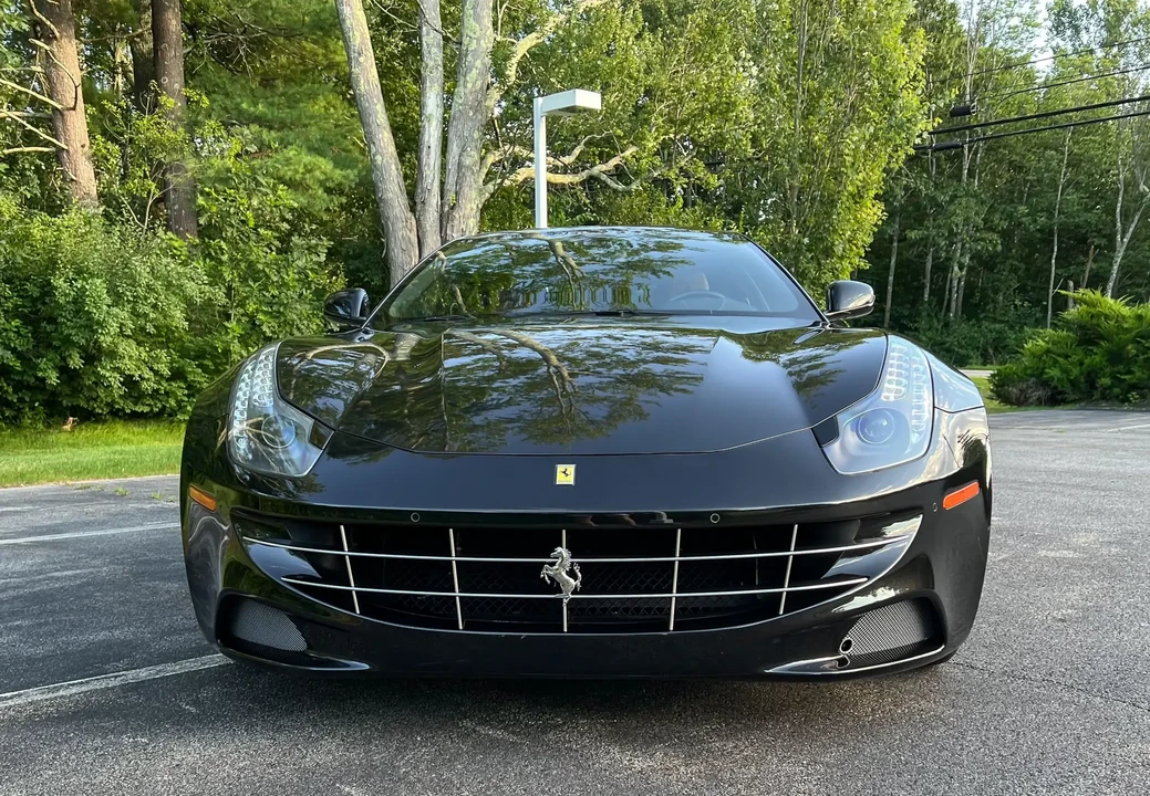 2014 Ferrari FF - Image 2 of 6