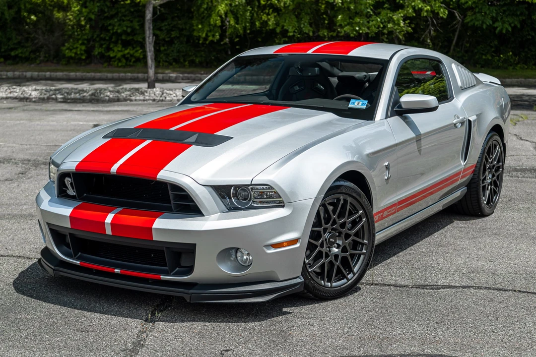 2014 Ford S197 II Shelby Mustang GT500 - Image 2 of 31