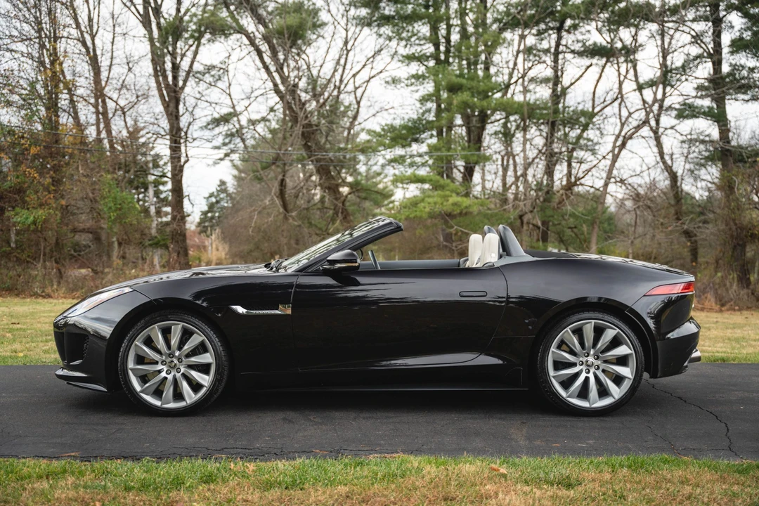 2014 Jaguar F-Type 1st Gen - Image 21 of 31