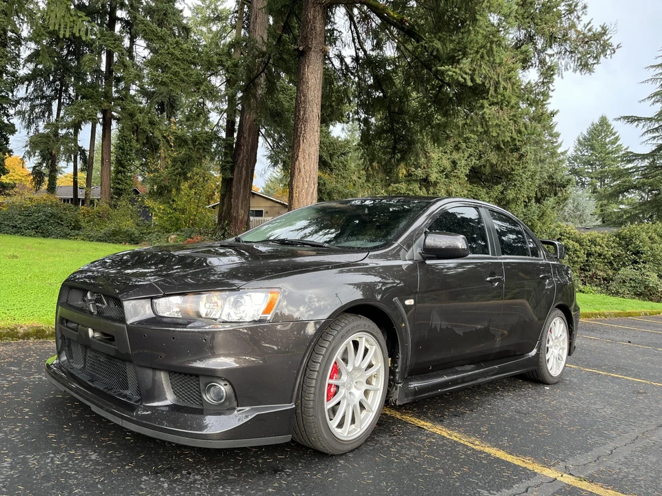 2014 Mitsubishi Lancer Evolution X 9th Gen - Image 13 of 31