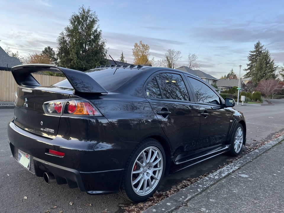 2014 Mitsubishi Lancer Evolution X 9th Gen - Image 20 of 31
