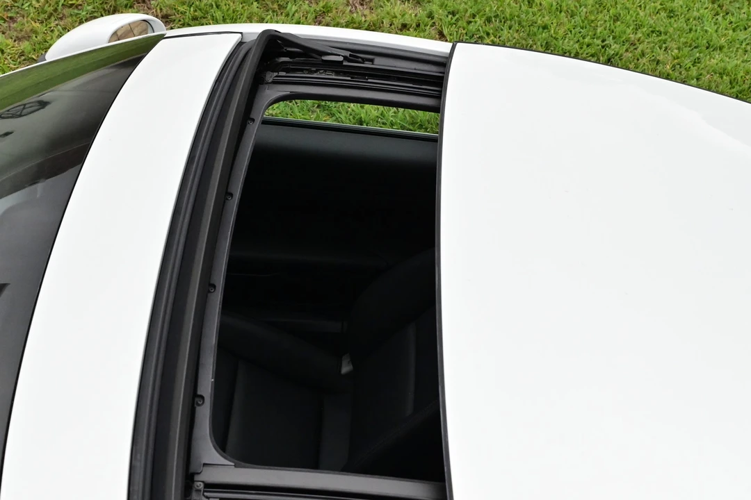 2014 Porsche 991 Carrera - Image 20 of 31