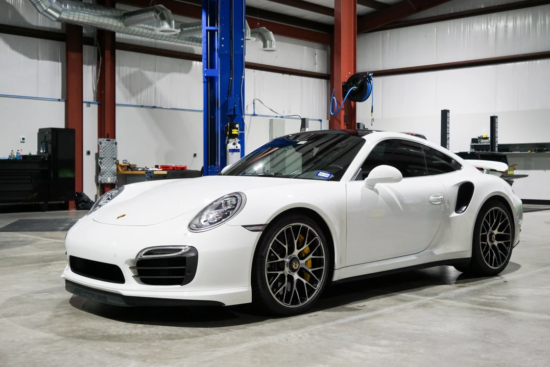 2014 Porsche 991 Turbo S - Image 15 of 31
