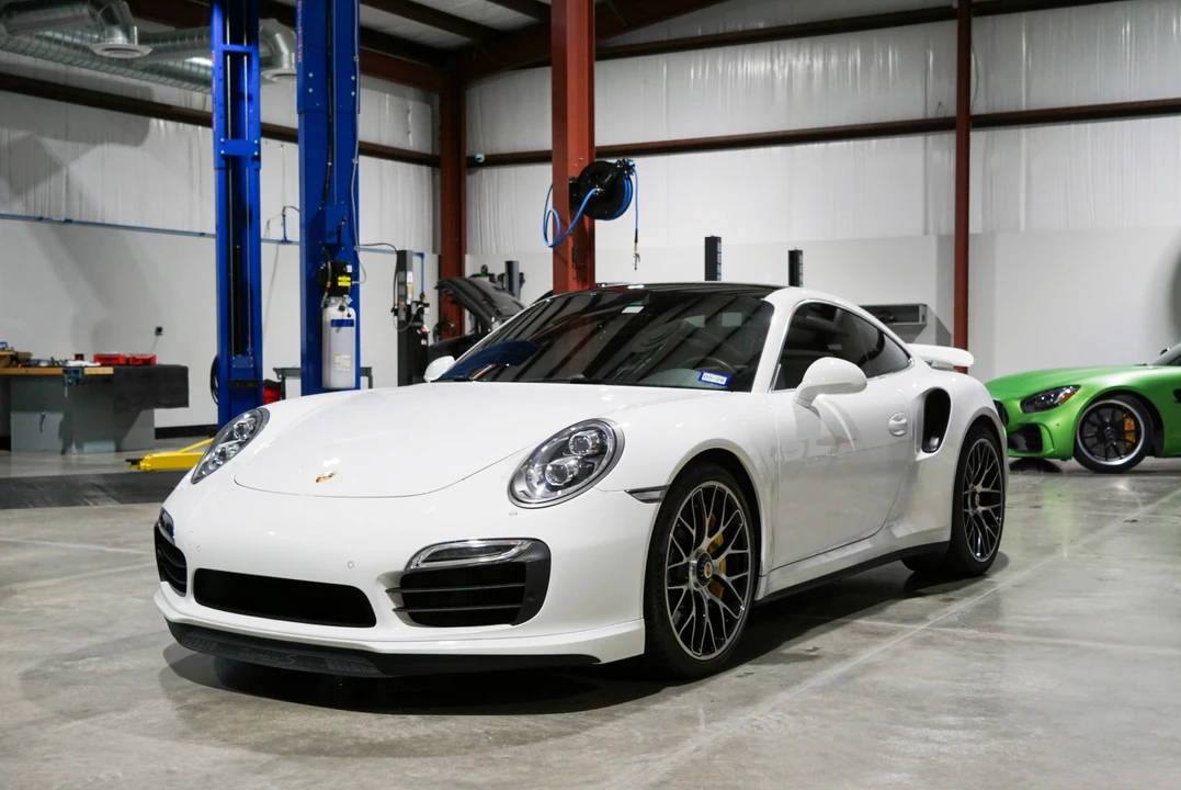 2014 Porsche 991 Turbo S - Image 7 of 31