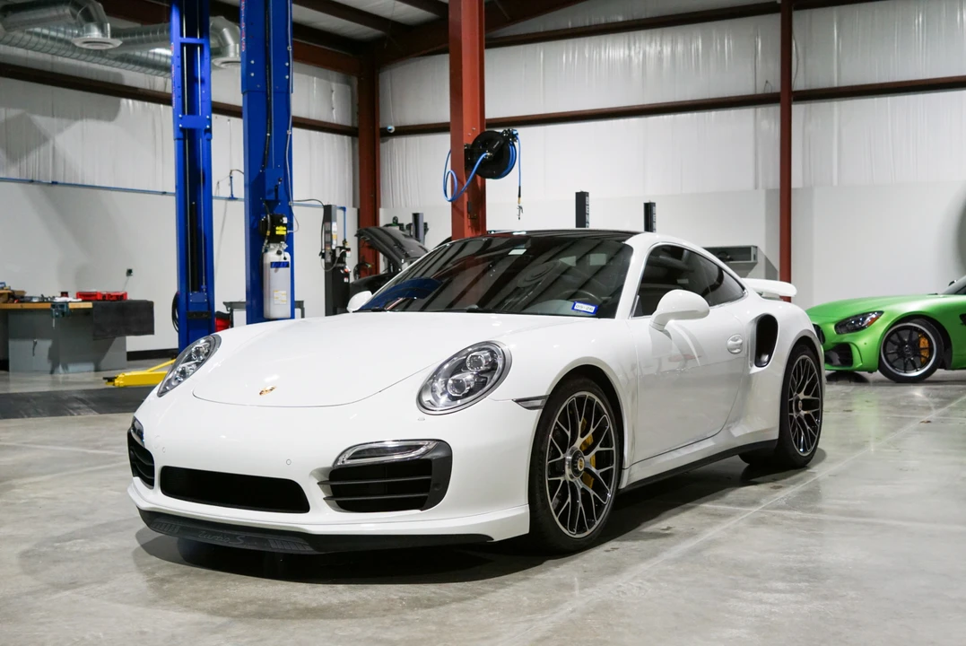 2014 Porsche 991 Turbo S - Image 6 of 31