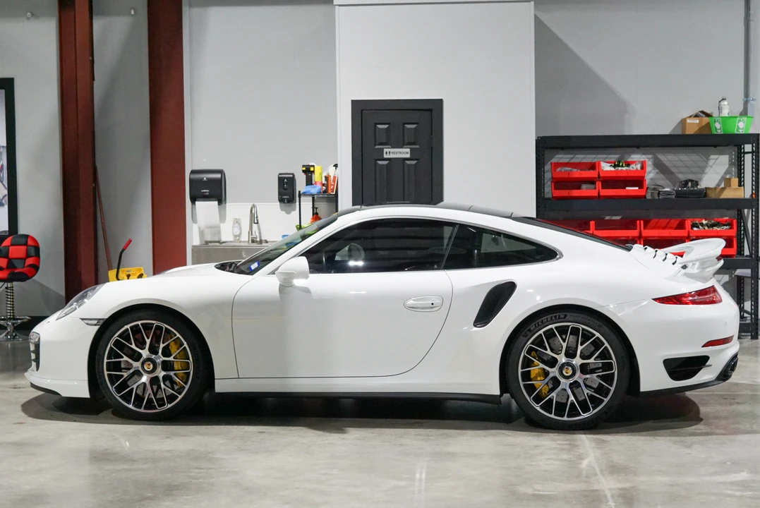2014 Porsche 991 Turbo S - Image 16 of 31