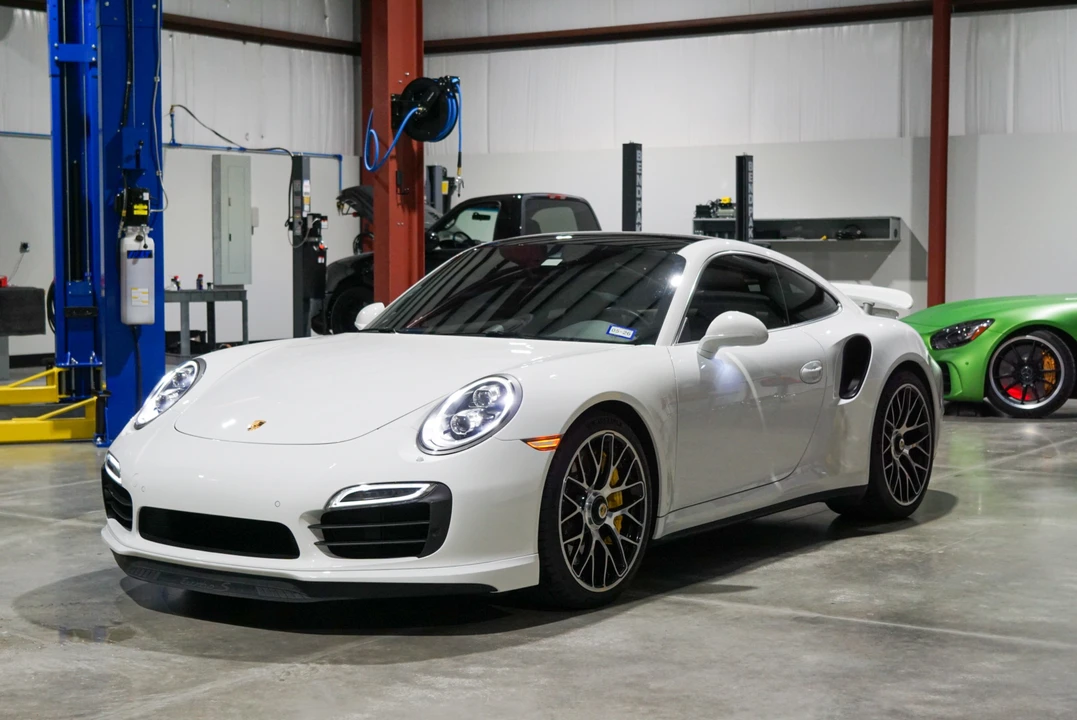2014 Porsche 991 Turbo S - Image 8 of 31
