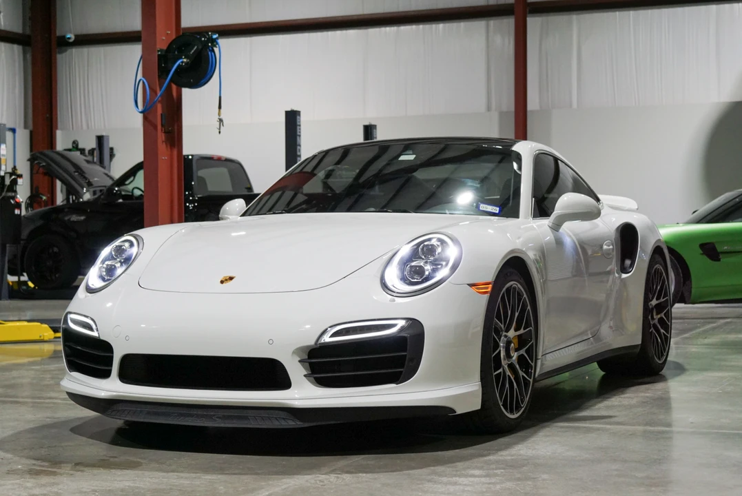 2014 Porsche 991 Turbo S - Image 3 of 31