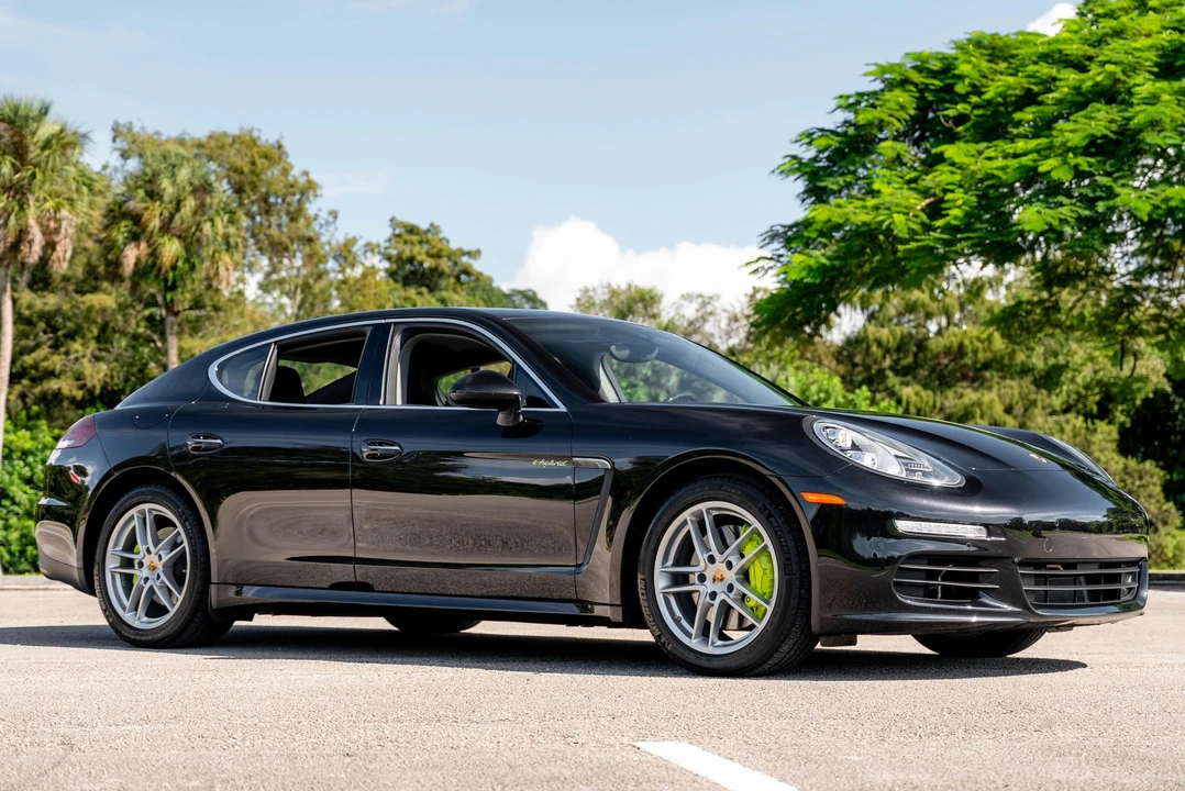 2014 Porsche 970 Panamera S - Image 5 of 31